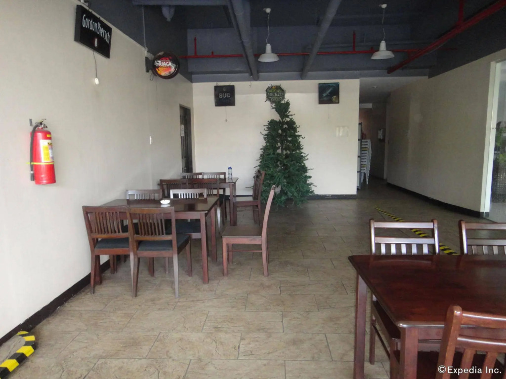 Main Hotel and Suites Cebu