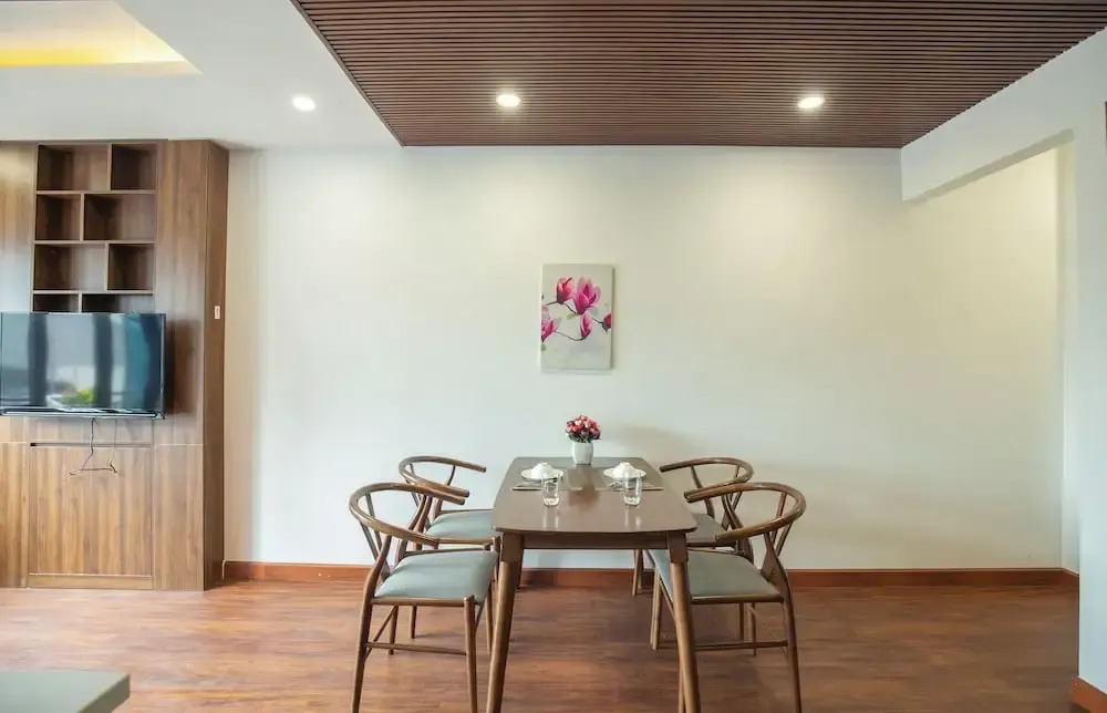 Sumitomo 11 Apartment - No 5 lane 39 Linh Lang street