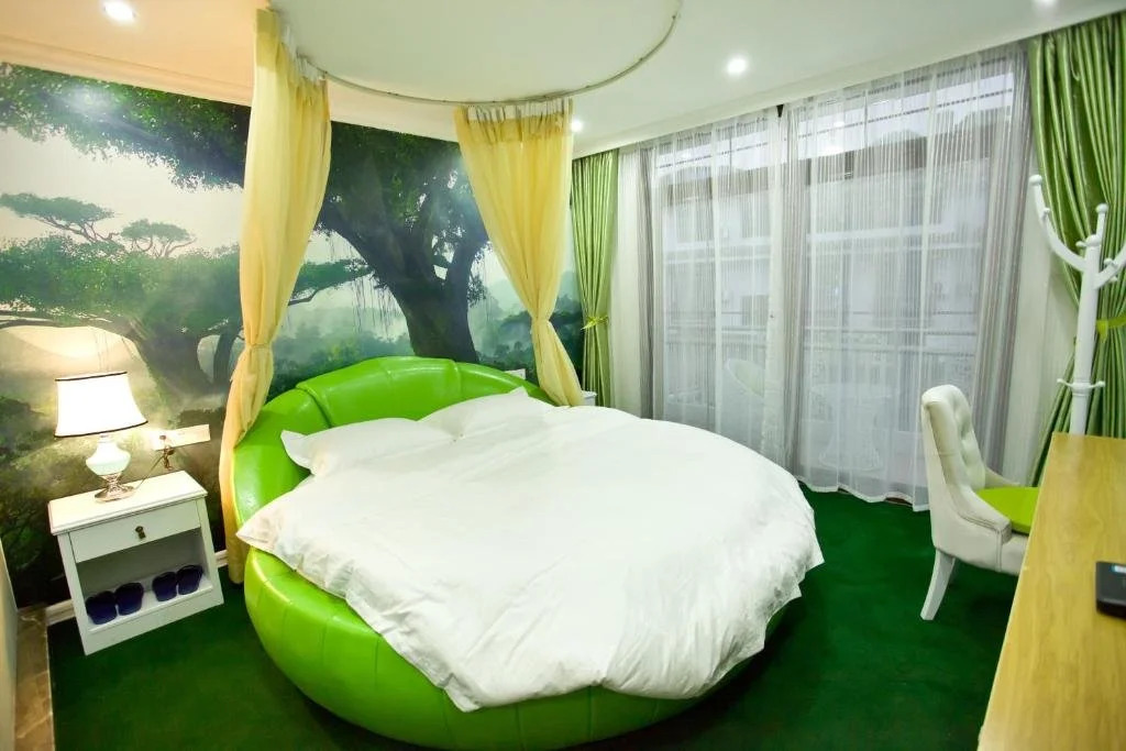 Wei Yi Theme Hotel