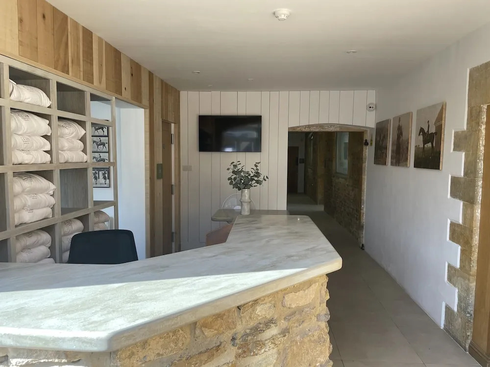 Holbrook Manor & Spa