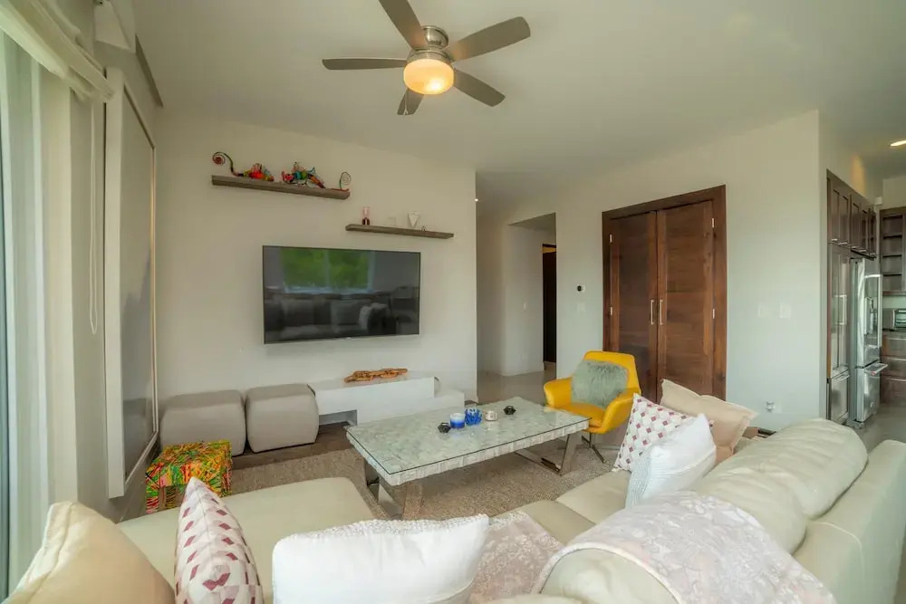 Miramar 5D -3 Bedr 3 Bath Ocean View