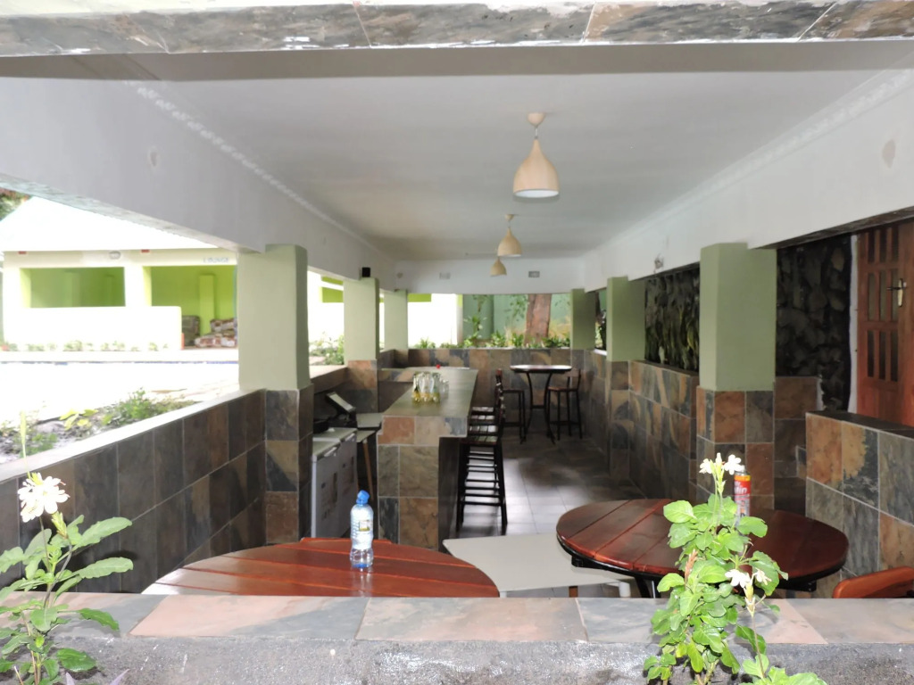 Café Zambezi House of Africa - Hostel