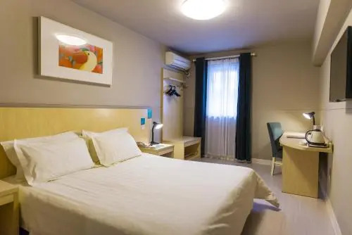 Jinjiang Inn Tonghua Shengli Road Hotel