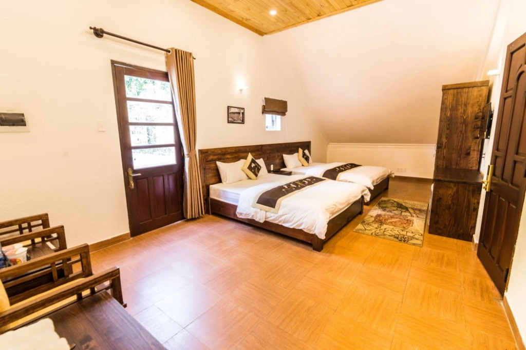 Dragon Dalat Hotel By Zuzu