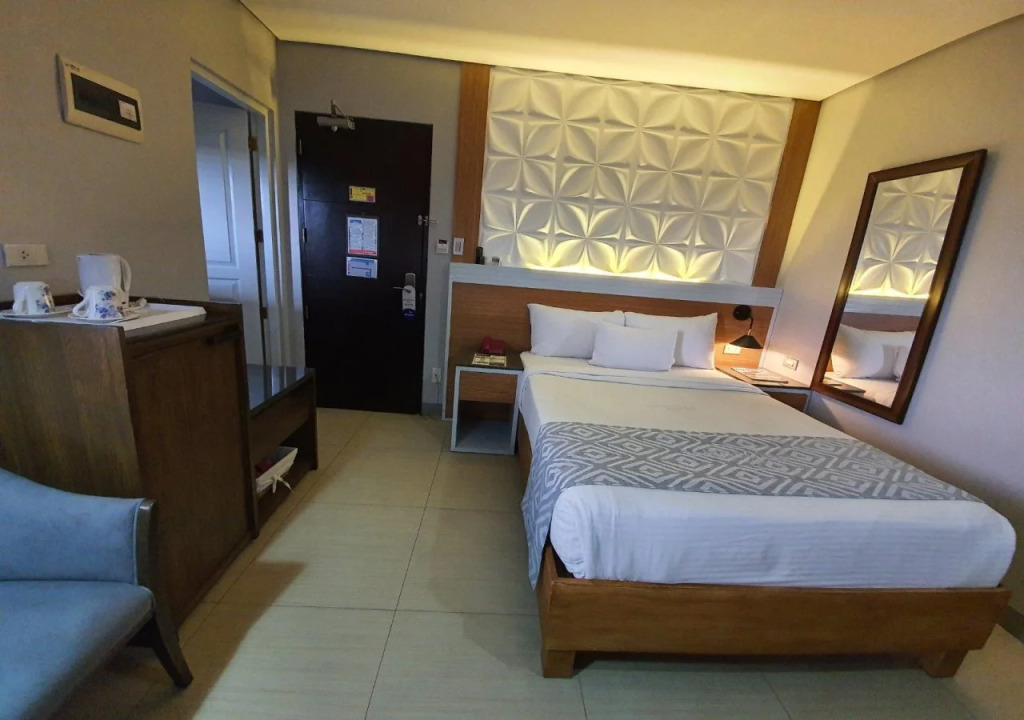 MODA Mariposa Budget Hotel - Anonas