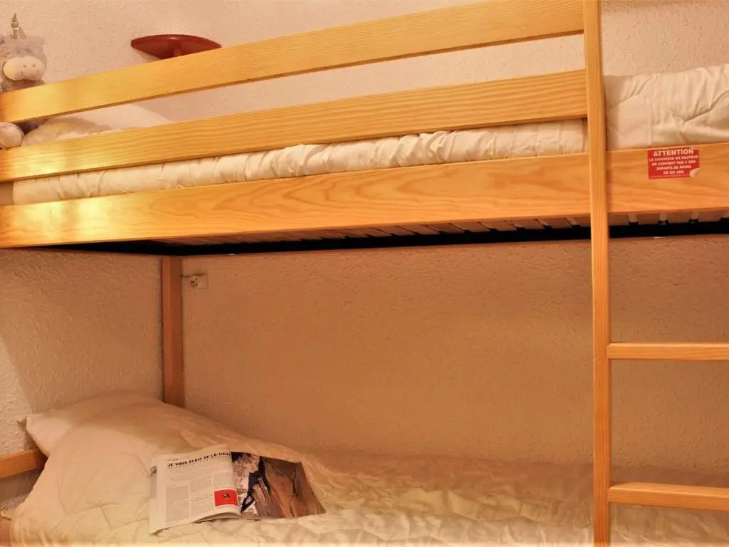 Appartement Risoul, 1 pièce, 4 personnes - FR-1-330-58