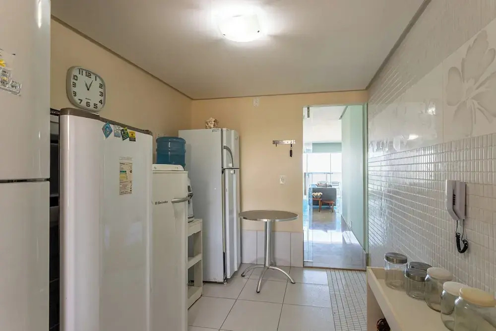 Apto Pet Friendly com 3 Su tes e Vista Para o Mar