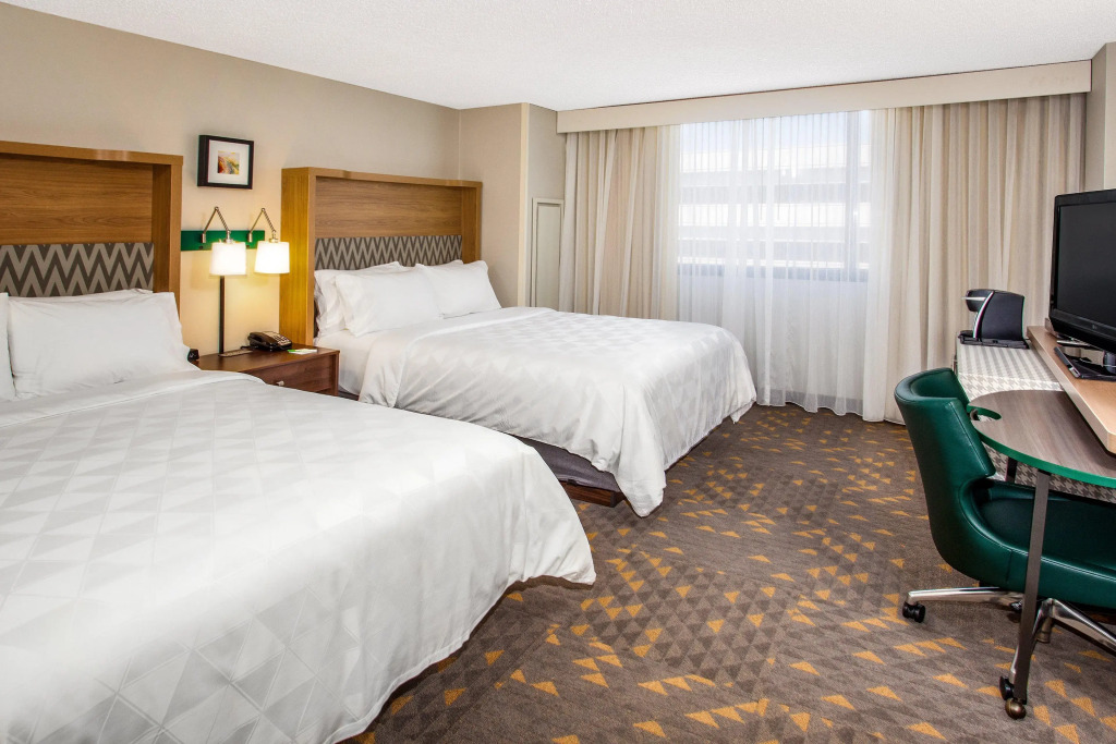 Holiday Inn Bridgeport-Trumbull-Fairfield