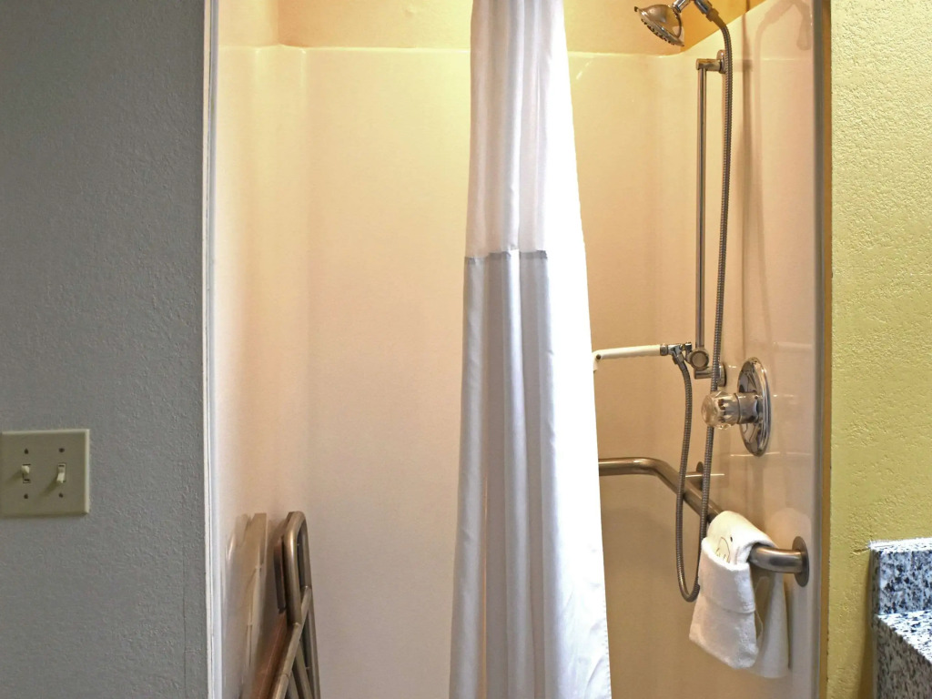Quality Inn & Suites Kearneysville - Martinsburg