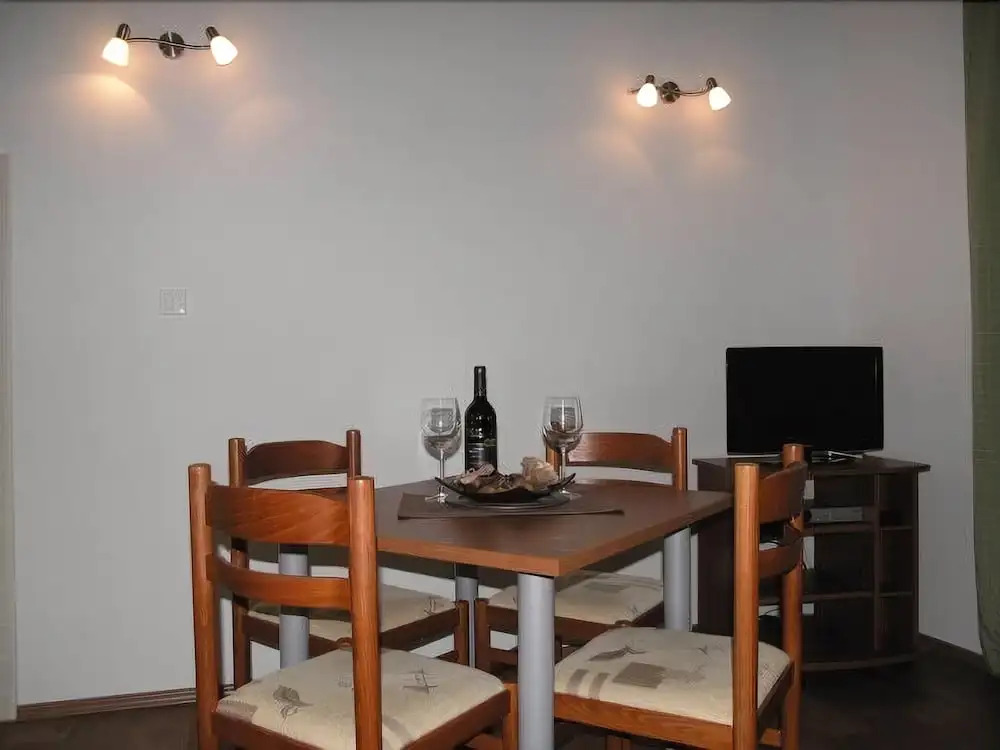 Apartments Marinko