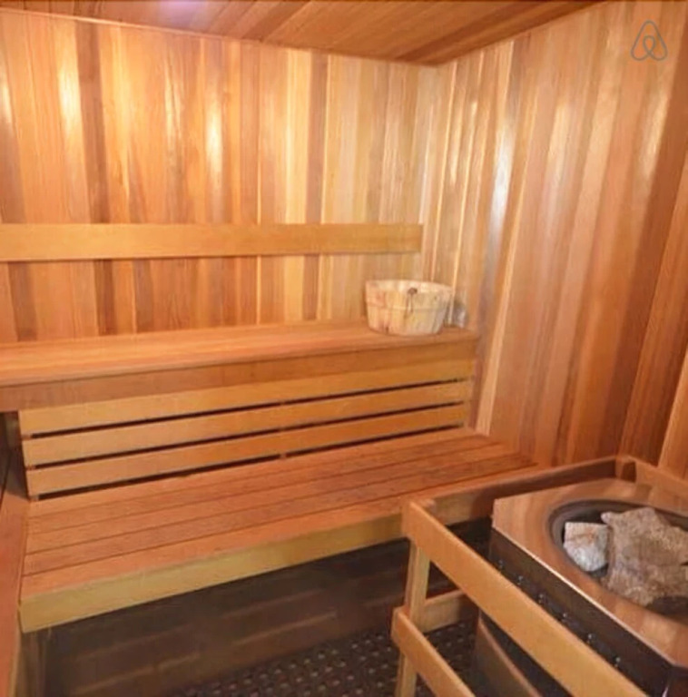 Spacious Downtown Condo