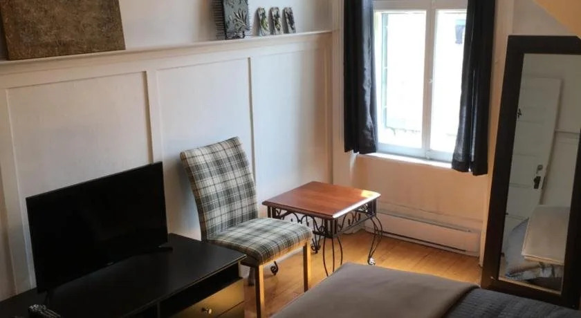 E-Hotel Des Grisons - Par Aneyro