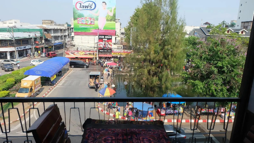 Iris hostel