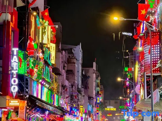 Movida Stay - Bui Vien Walking Street, District 1