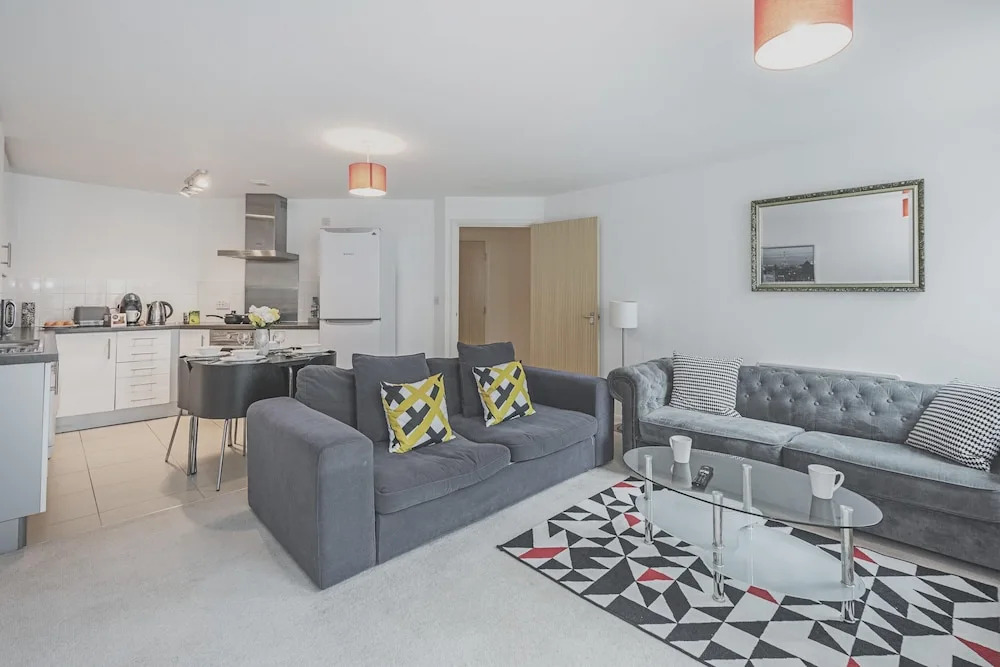 Apartment With 2 Bedrooms in London, With Furnished Balcony and Wifi