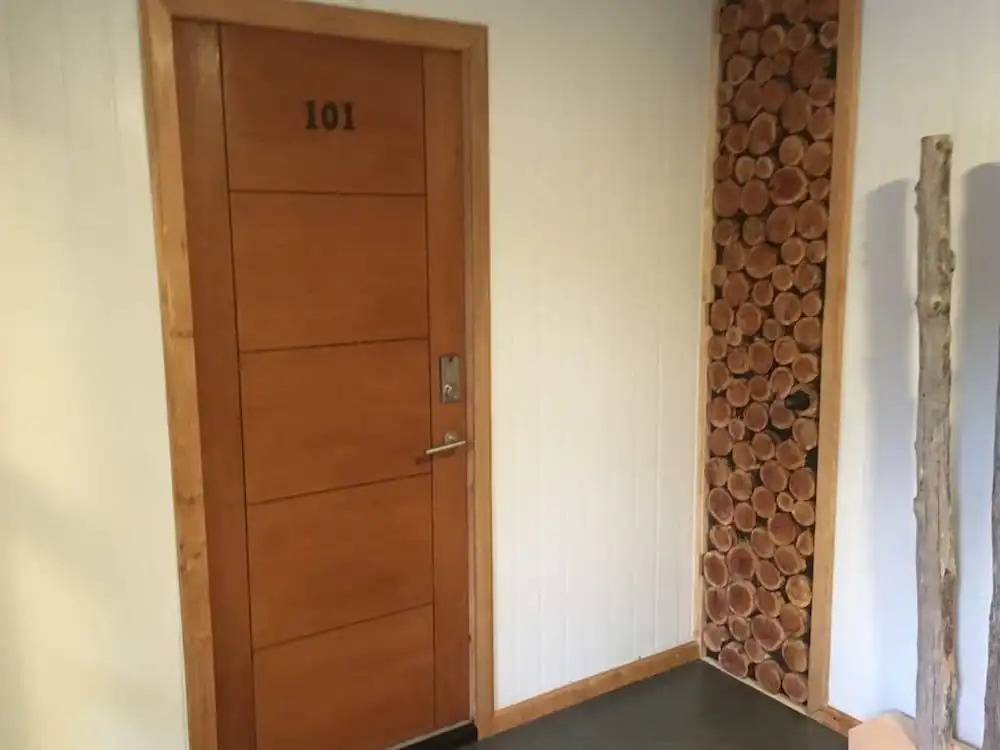 Mangata Hotel Low Cost