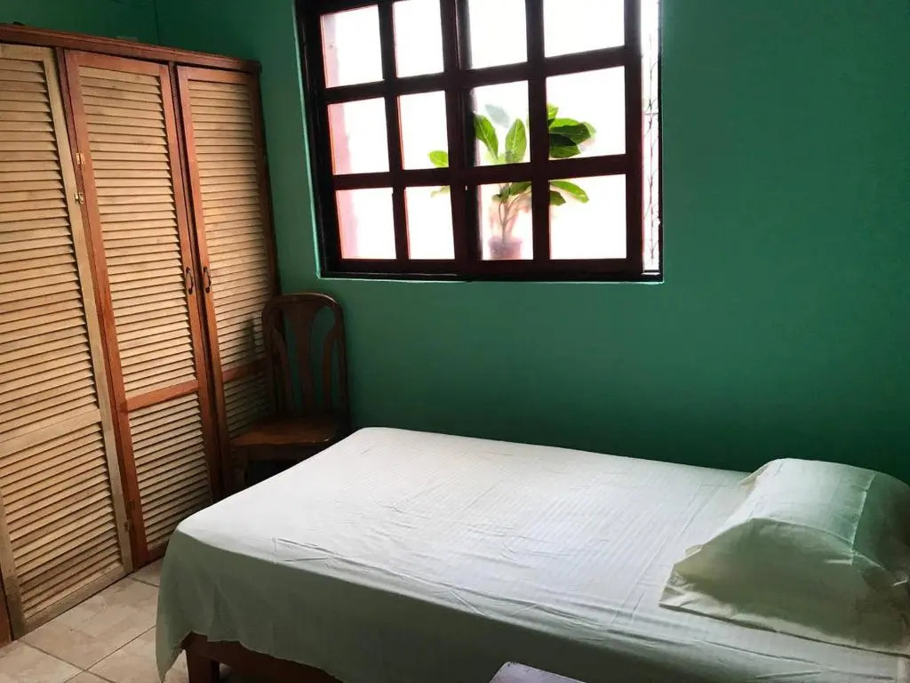 Spacious 3 Br House In Liberia
