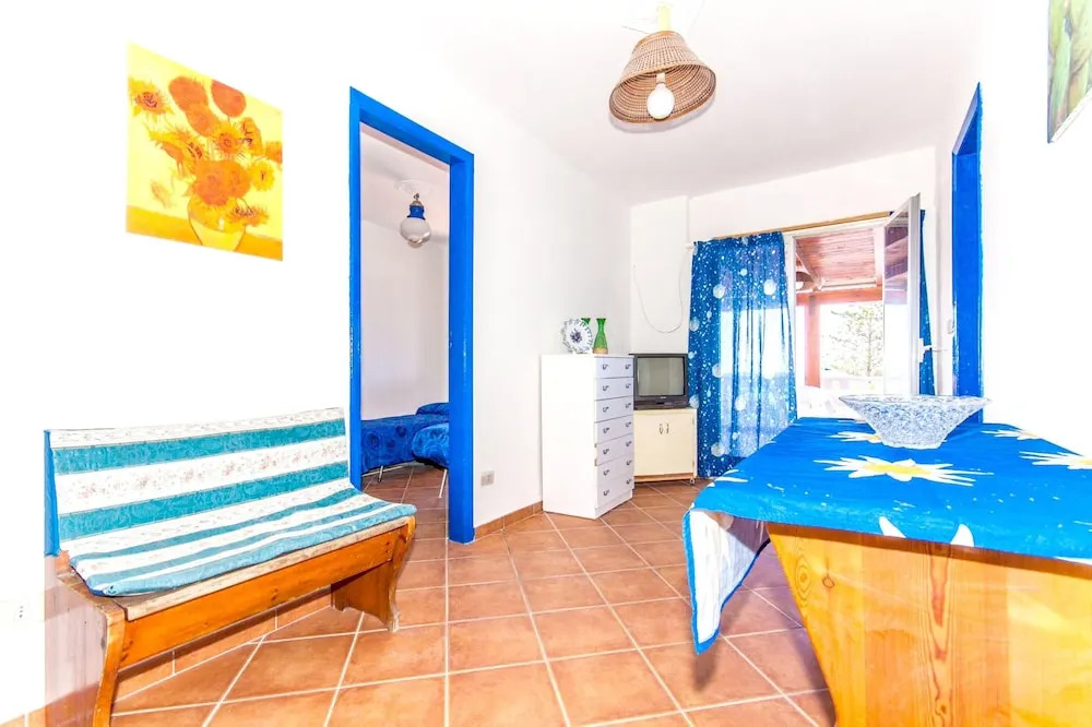 Apartment With 4 Bedrooms in Alcamo Marina, With Wonderful sea View, F