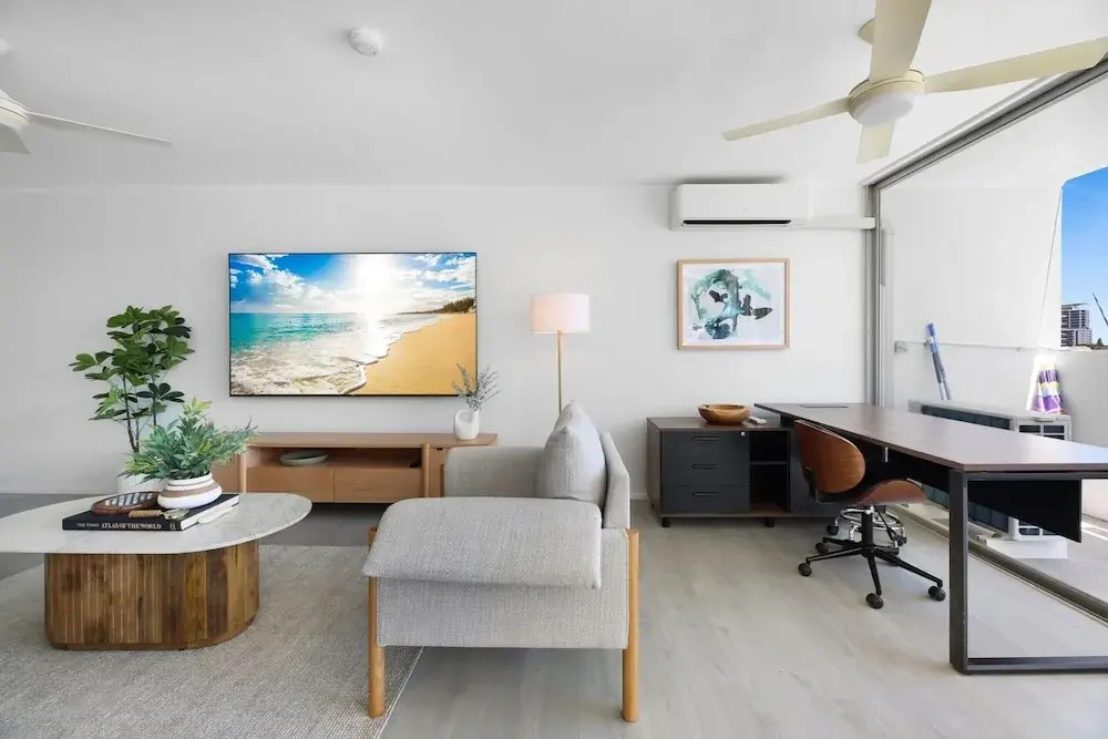 Stylish 2-bed in Surfers Paradise With River Views