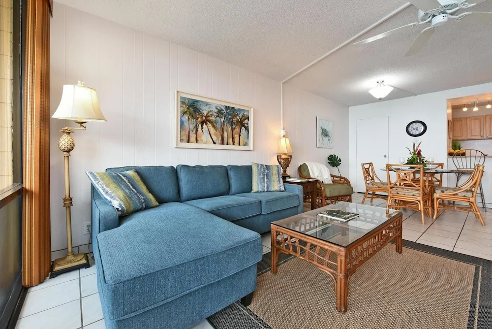Valley Isle 902 in Lahaina