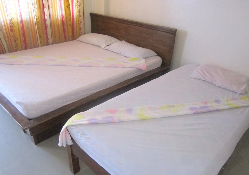 Sanders White Beach Resort