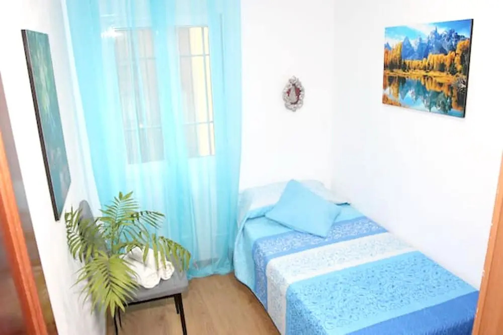 Apartment with 3 Bedrooms in Sevilla