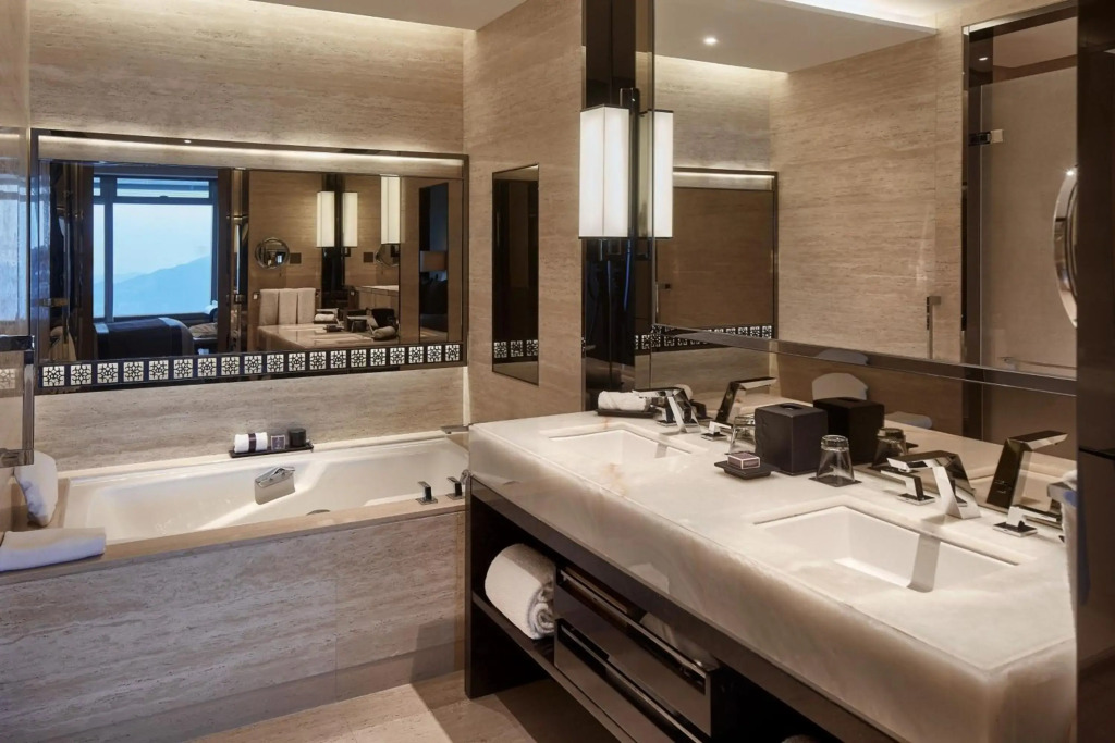 The Ritz-Carlton, Hong Kong