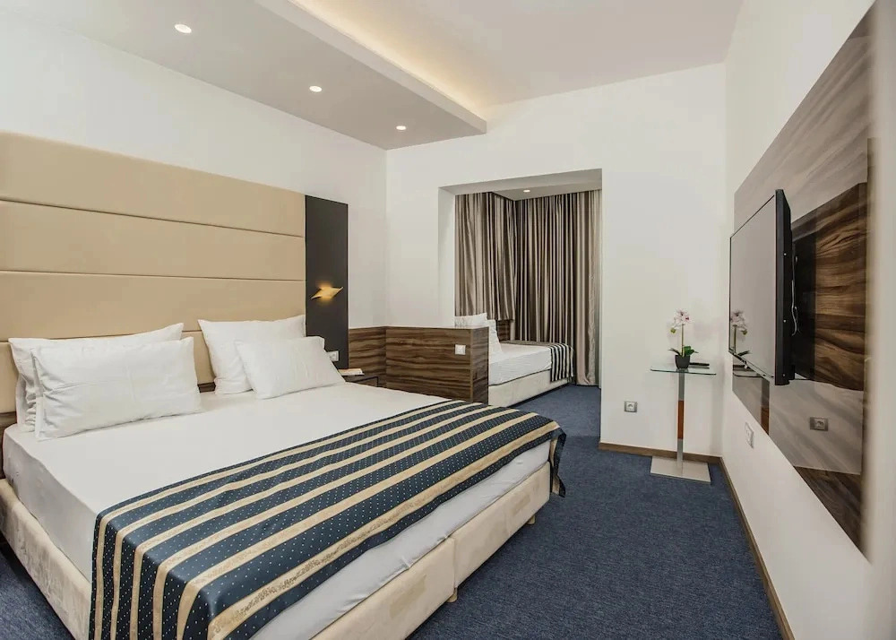 Hotel Eden