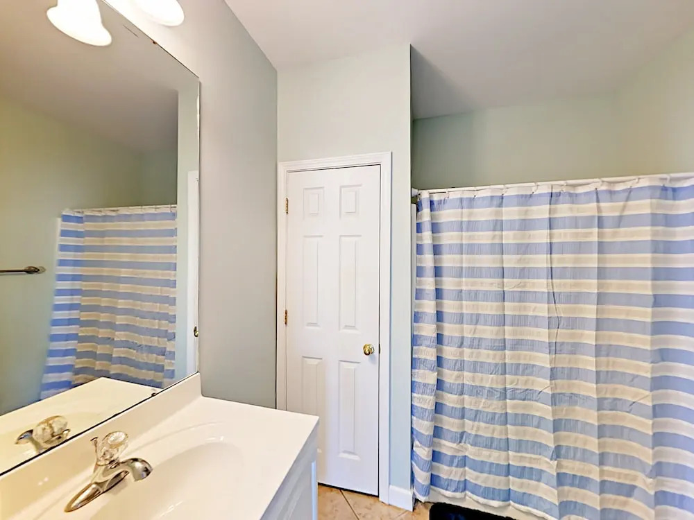 3BR on Mobile Bay, 1 Block to Beach
