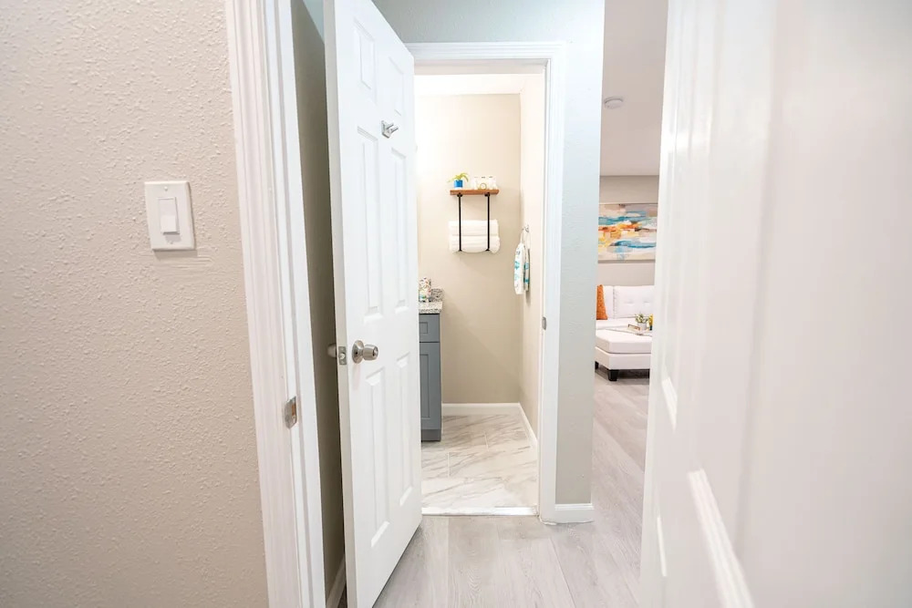 University Serenity Suites 14th