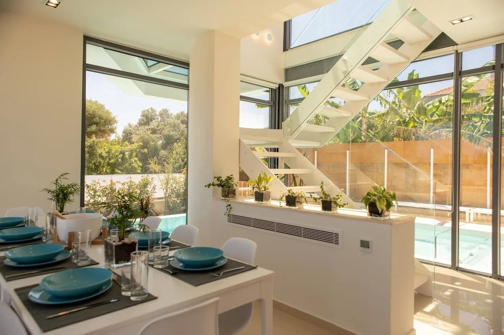 Luxury Villa Glass - 200 meters From The Beach no6