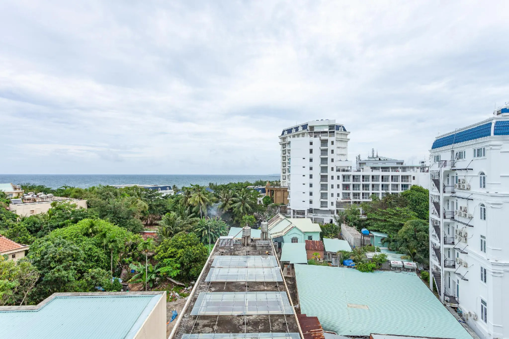 Amelia Hotel