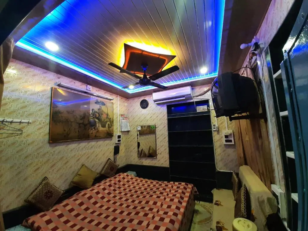 Jagan Hotel & Restaurant