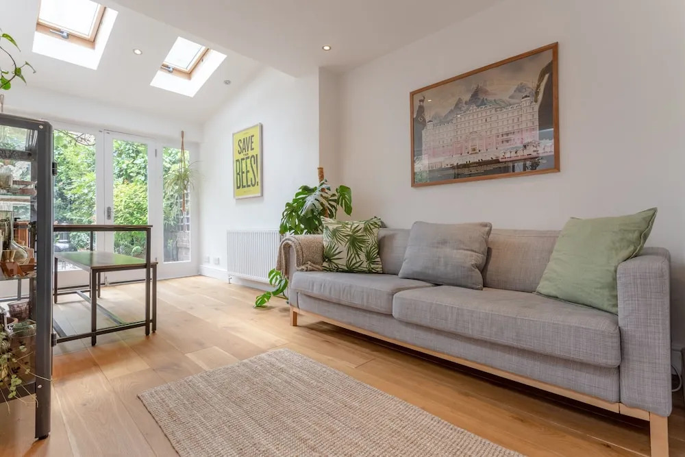 Stylish 2 Bedroom Apartment Stoke Newington