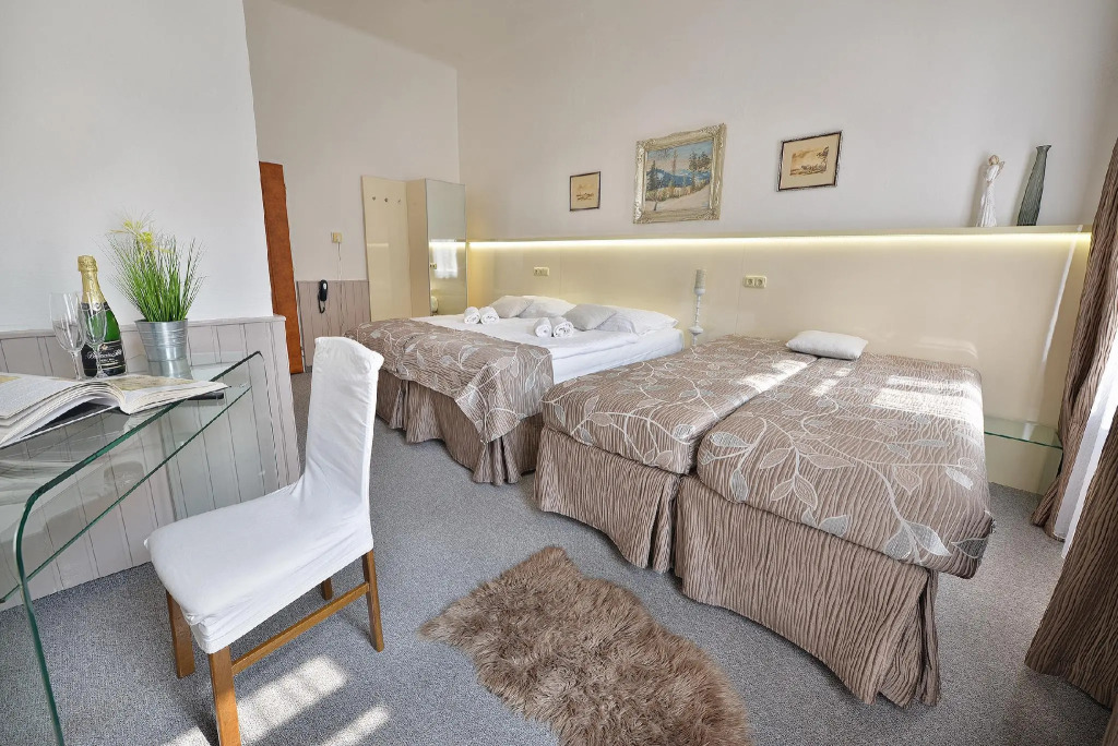 Anette Hotel