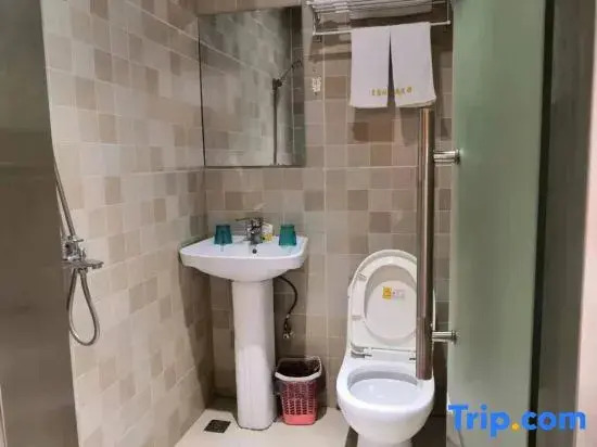 Lansheng Hotel