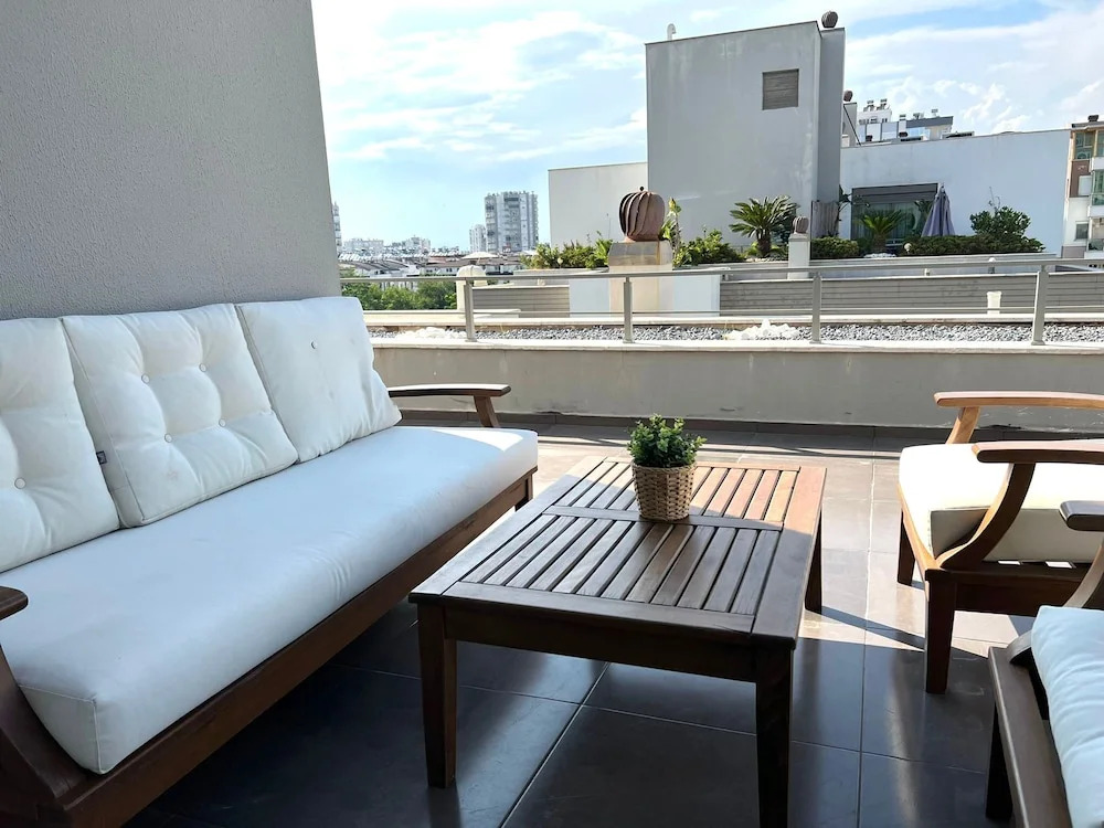 Antalya Residence by LARA