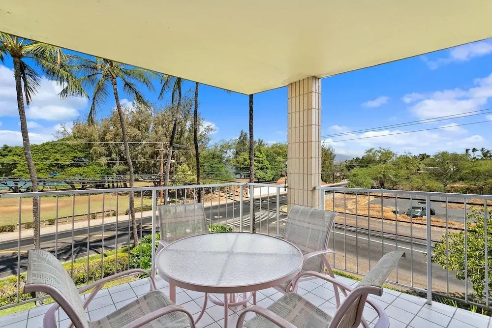 Haleakala Shores A-301 - Golden Sand Beaches, Ocean Views, Sleeps 6, Split AC!