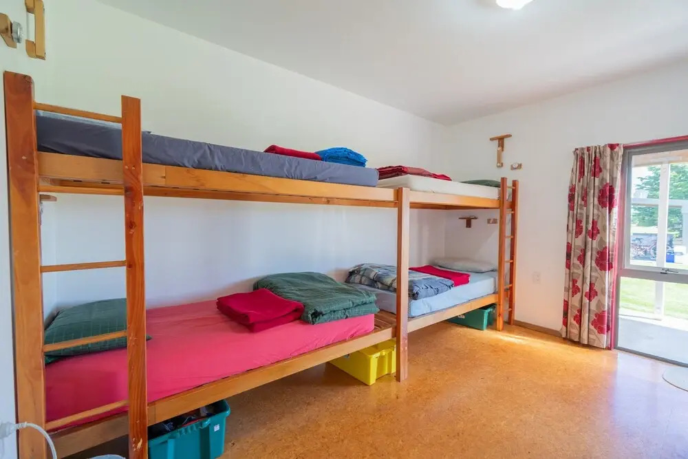 Bob  Maxines Backpackers