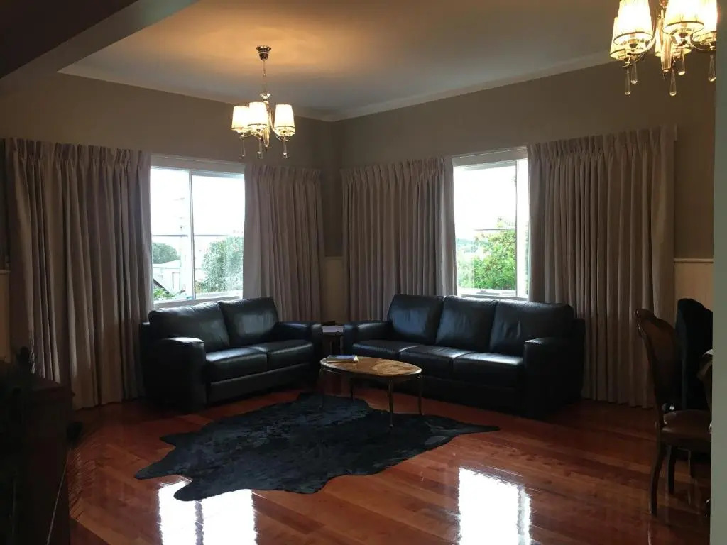 Noahs Stanley Luxury Bed and Breakfast