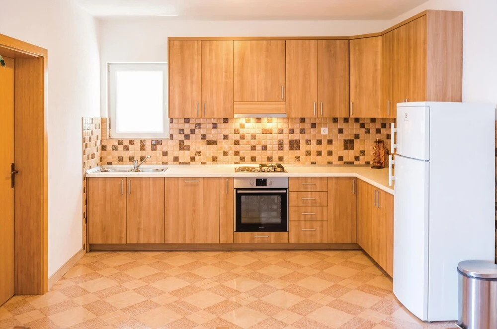 Nice Home in Makarska With Wifi and 3 Bedrooms