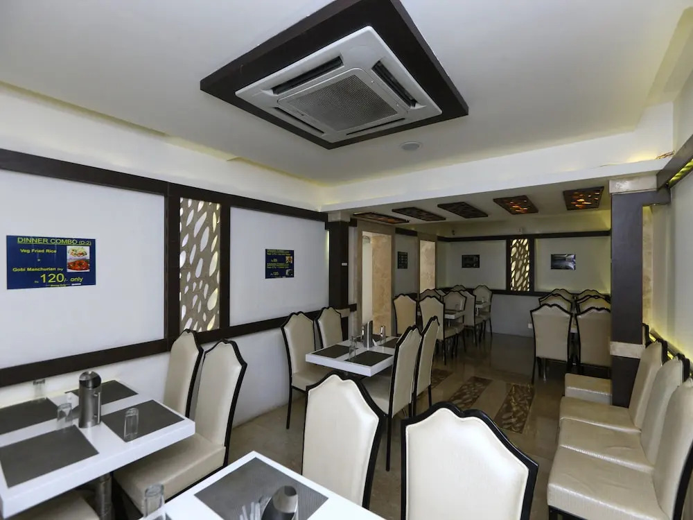 OYO 6759 Hotel Sky Park