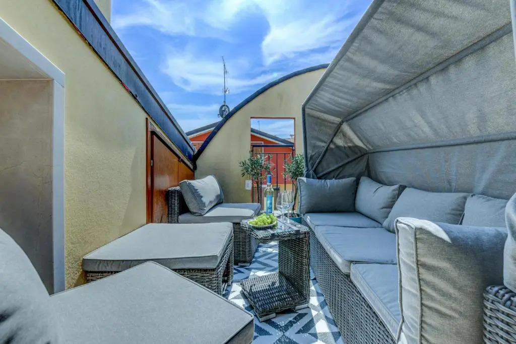 Rosa del Lago Apartment