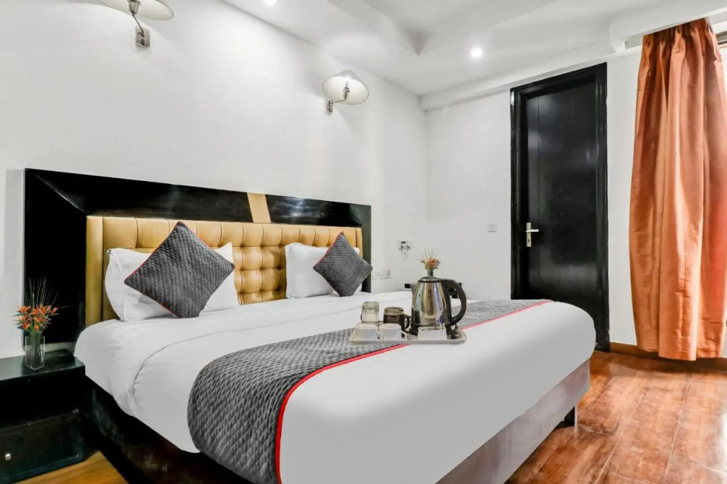 Townhouse 909 Hotel The Bluemoon
