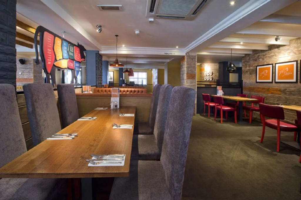 Premier Inn London Romford - Mercury Gardens