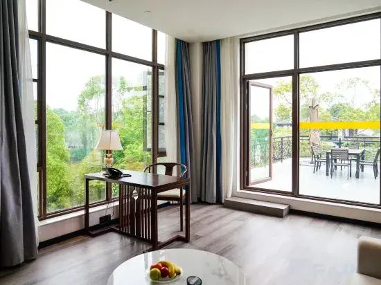 Qingcheng Tianren Hotel