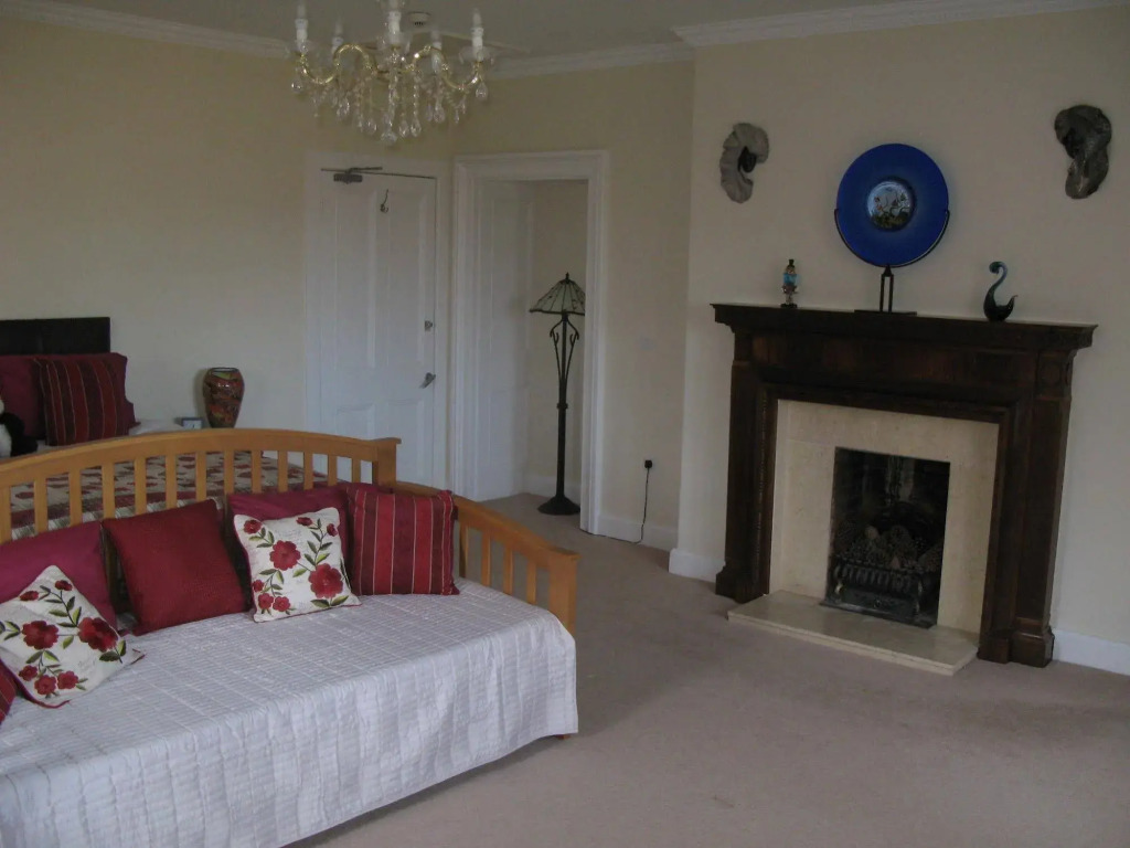 Ffarm Hall