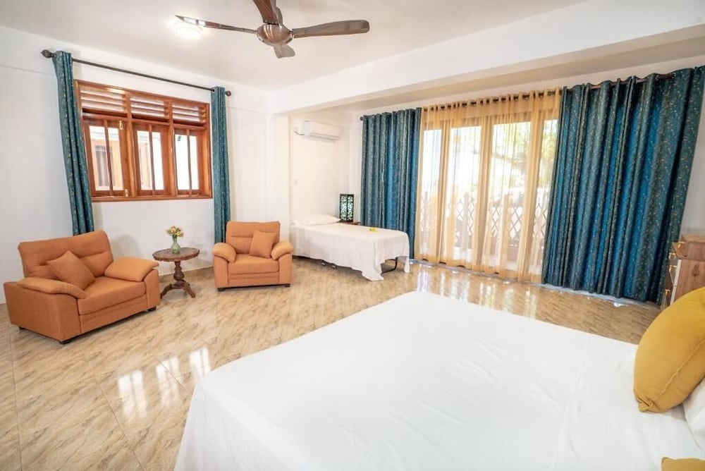 La Belle Residence Self Catering Accommodation