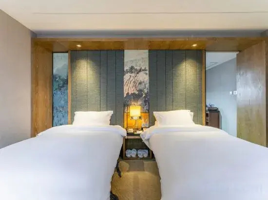 Le Hotel
