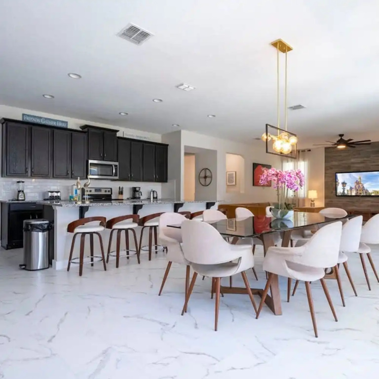 9012 Magical Home 5BD With Flowrider Surf Clubhouse